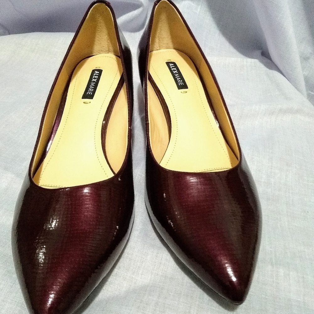 New! Alex Marie pump - Picture 6 of 8